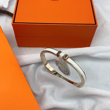 [⭐Clover Jewelry]CLASSIC HM CLIC WHITE 8MM ENAMEL BRACELET