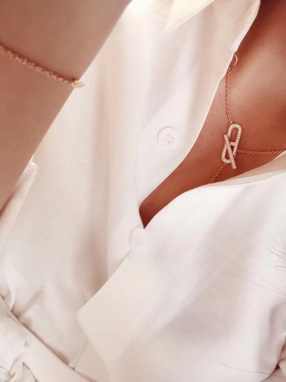 [⭐Clover Jewelry]HM FIRE PIG NOSE NECKLACE TRENDY STREET