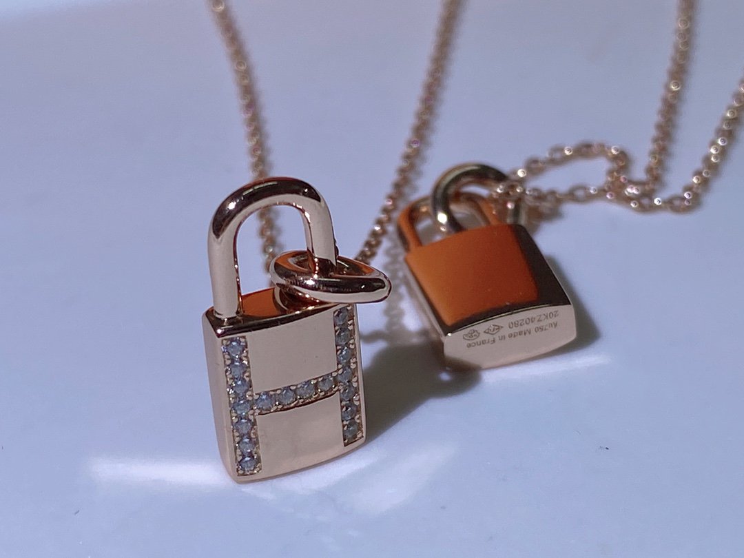 [⭐Clover Jewelry]HM ADVANCED NICHE LOCK HEAD NECKLACE DIAMONDS