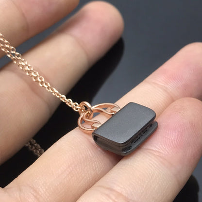 [⭐Clover Jewelry]WOMEN'S HM AMULETTES CONSTANCE PENDANT NECKLACE