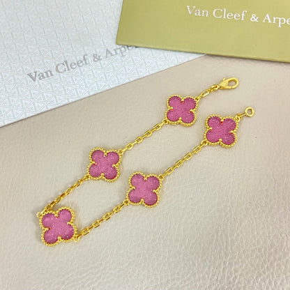 [⭐Clover Jewelry]NEW BUBBLE PINK ENAMEL 5-FLOWER BRACELET