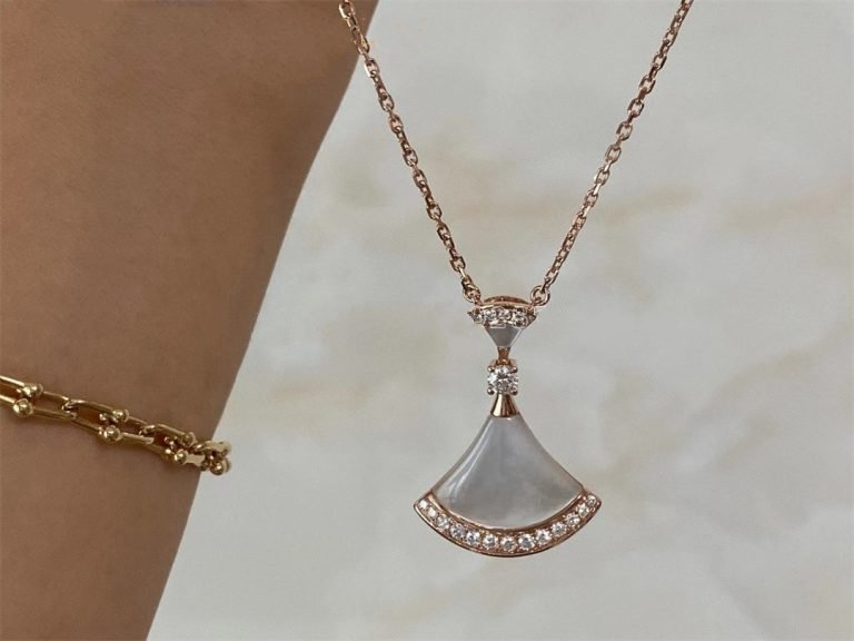 [⭐Clover Jewelry]DREAM NECKLACE MOP PINK GOLD DIAMOND