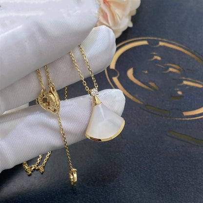 [⭐Clover Jewelry]DREAM NECKLACE WHITE MOP GOLD 1 DIAMOND