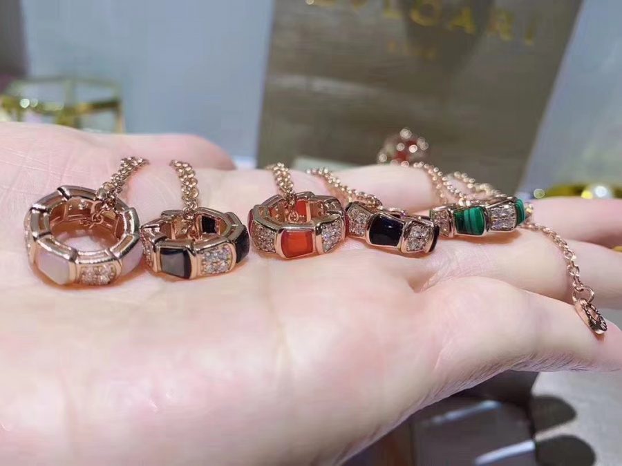 [⭐Clover Jewelry]SERPENTI PEDANT DIAMOND NECKLACE