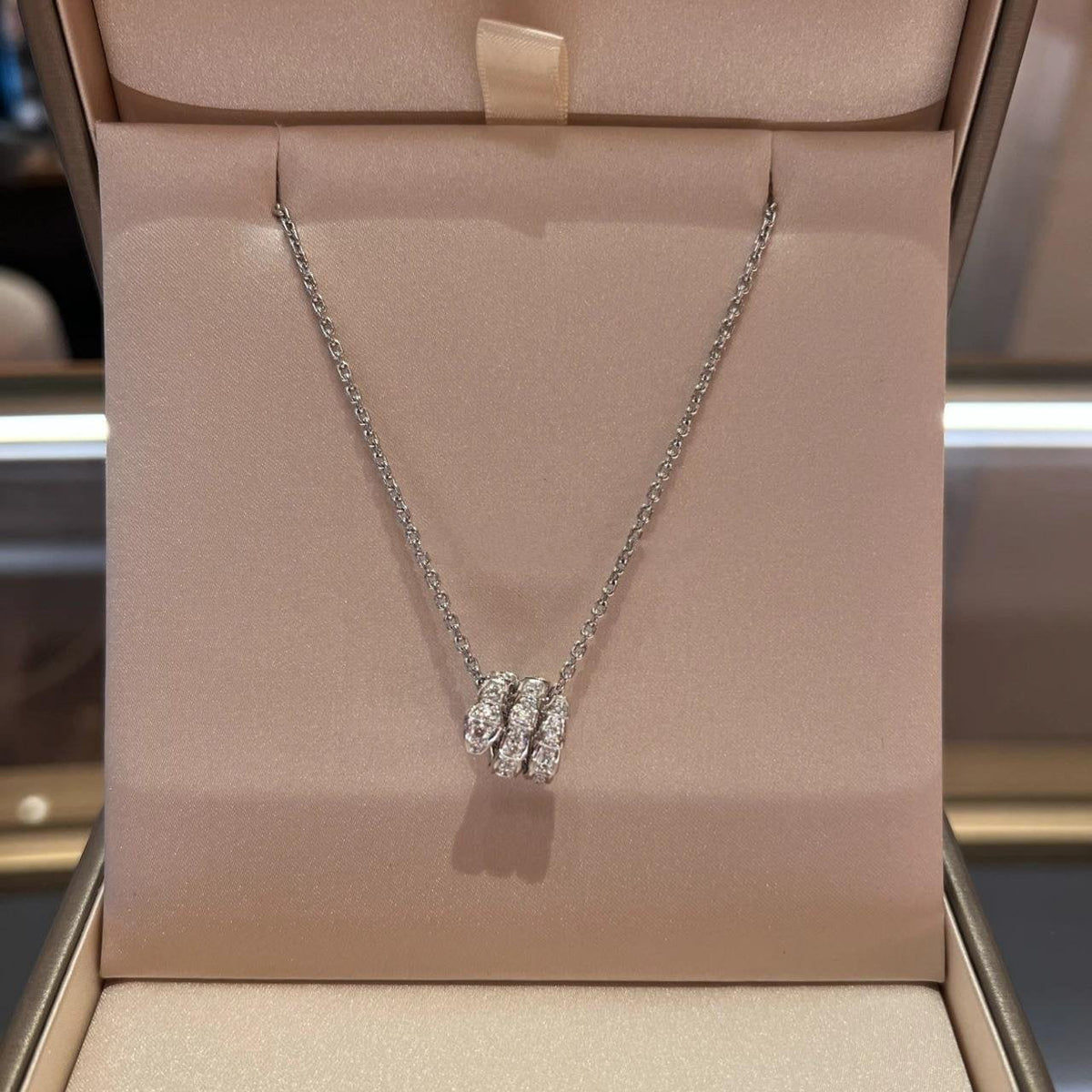 [⭐Clover Jewelry]SERPENTI  NECKLACE DOUBLE RING DIAMOND