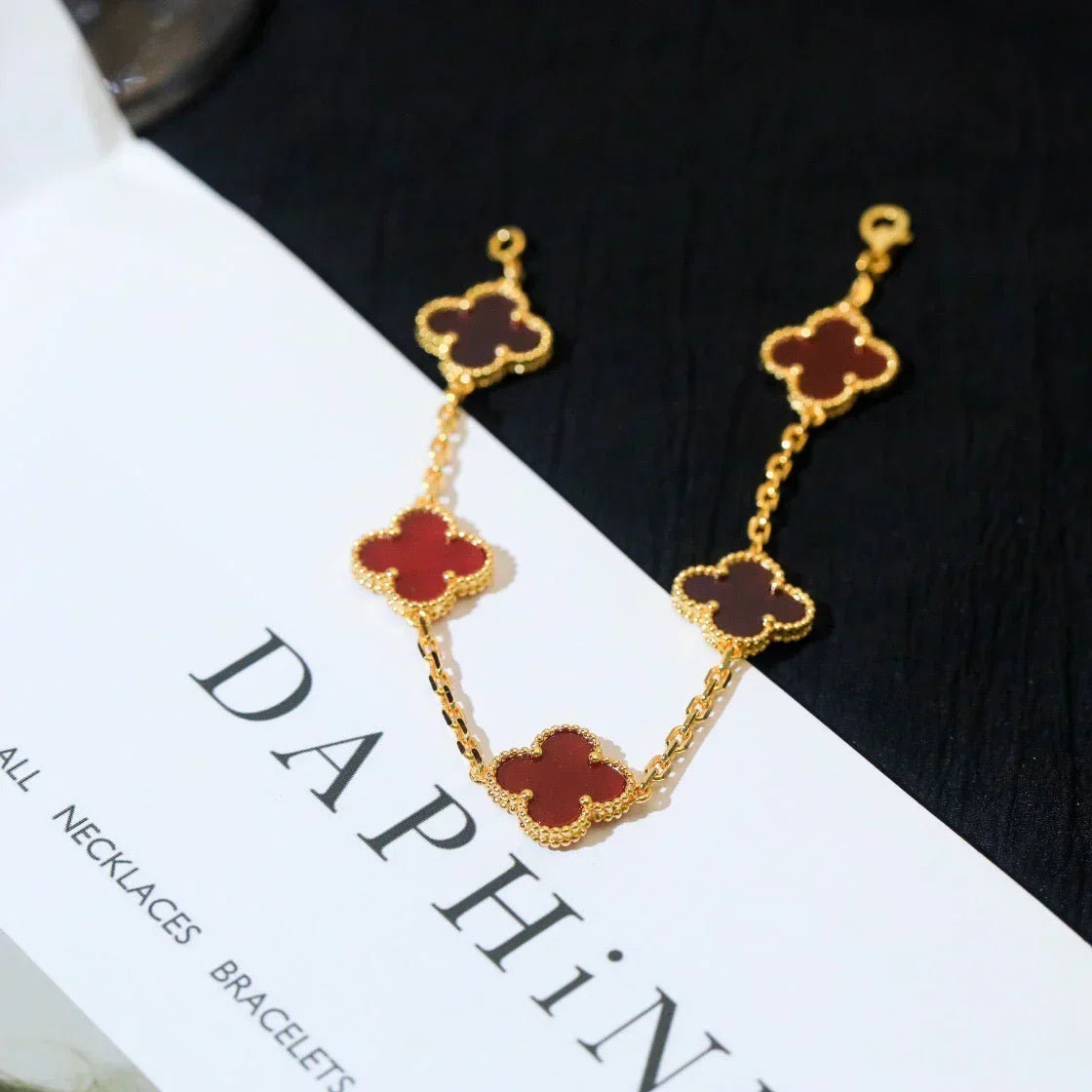 [⭐Clover Jewelry] CLOVER 5 MOTIF RED CORNELIAN BRACELET COLLECTION