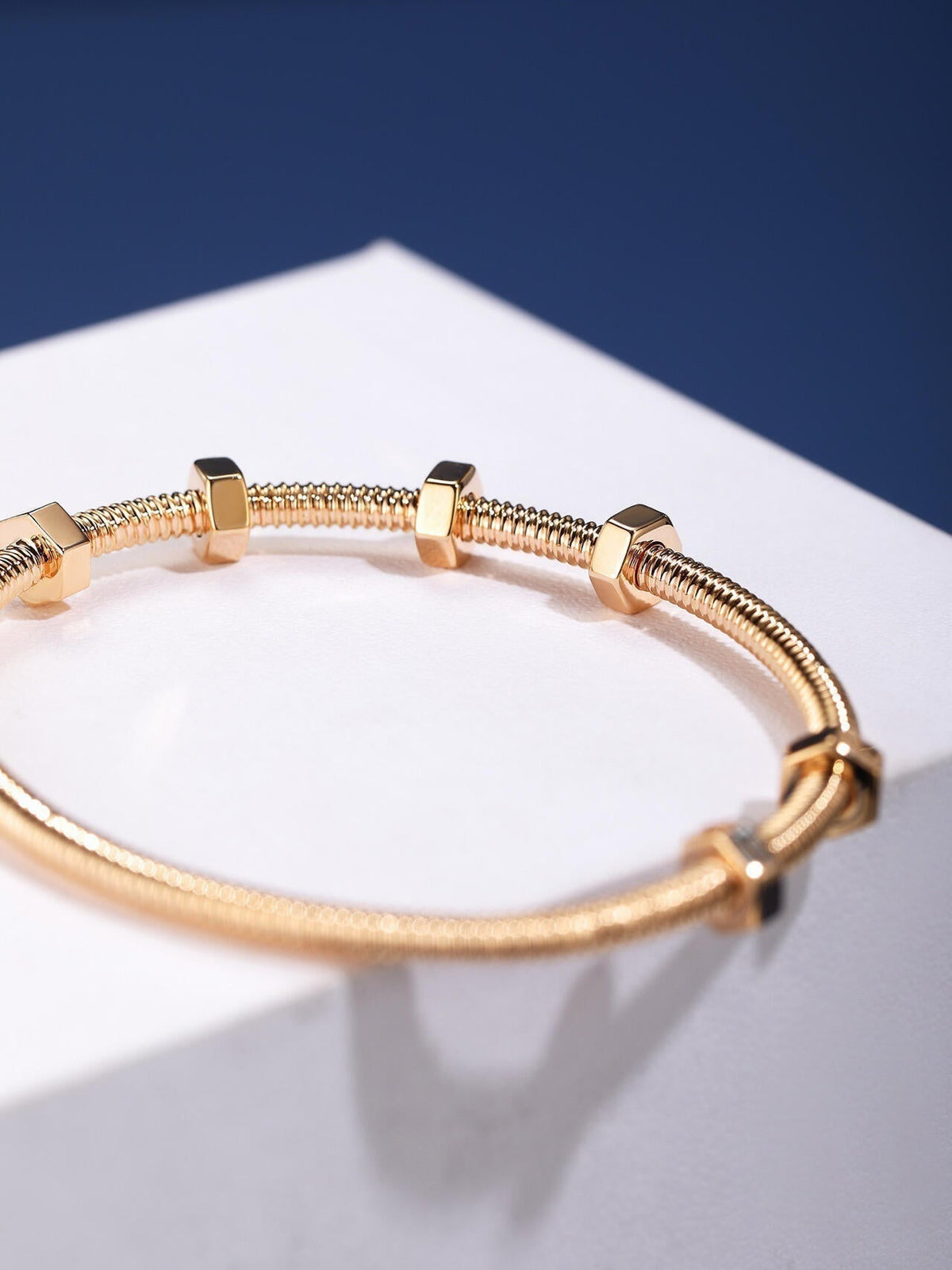 [⭐Clover Jewelry jewelrys]CT THREADED BRACELET