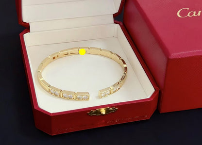[⭐Clover Jewelry jewelrys]LOVE DIAMOND OPEN  BRACELET