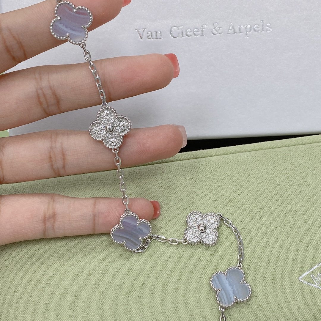[⭐Clover Jewelry] CLOVER 5 MOTIF PURPLE CHALCEDONY BRACELET COLLECTION