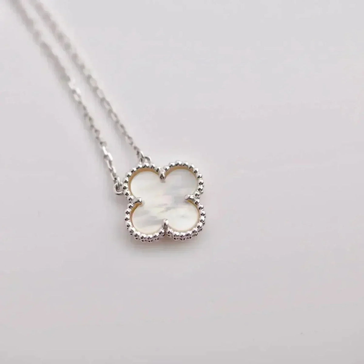 [⭐Clover Jewelry]CLOVER  15MM WHITE MOTHER-OF-PEARL SILVER