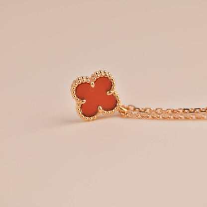 [⭐Clover Jewelry]CLOVER MINI 9.5MM WHITE CARNELIANS NECKLACE