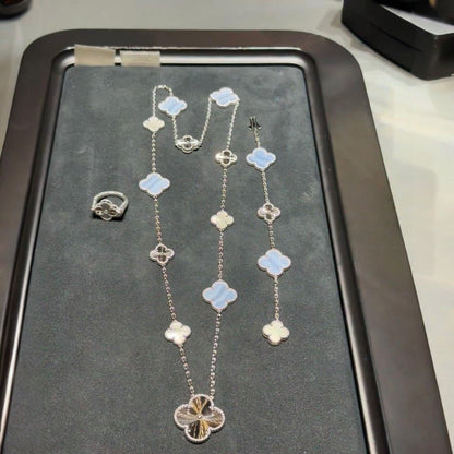 [⭐Clover Jewelry]DETACHABLE CLOVER 15(11+4) FLOWER SILVER NECKLACE SET