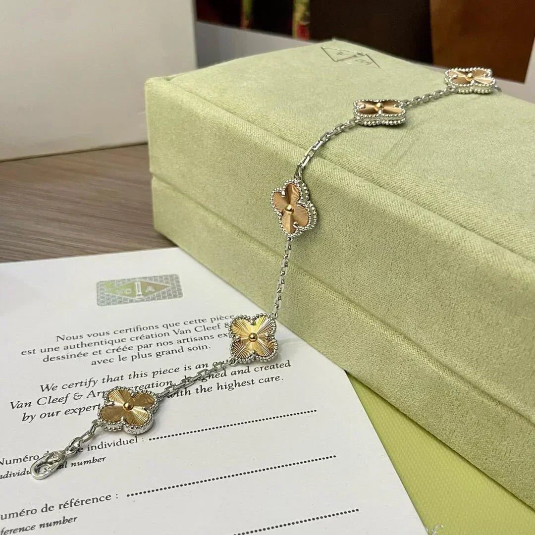 [⭐Clover Jewelry] CLOVER 5 MOTIF LASER BRACELET COLLECTION