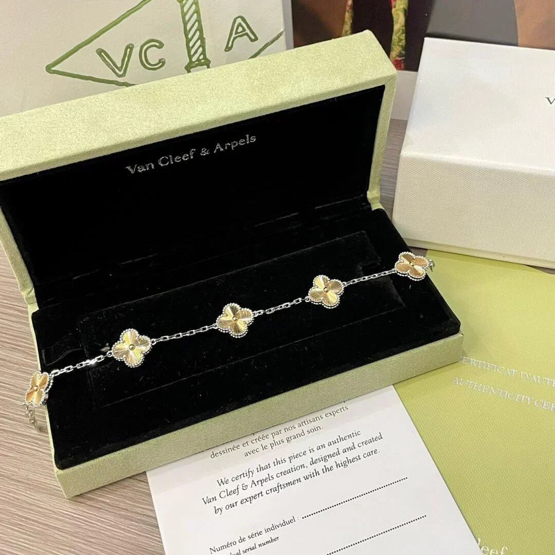 [⭐Clover Jewelry] CLOVER 5 MOTIF LASER BRACELET COLLECTION
