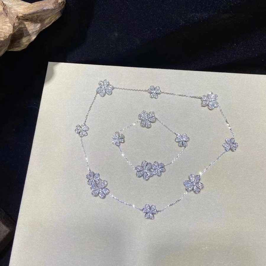 [⭐Clover Jewelry]FRIVOLE SILVER 5 FLOWERS BRACELET