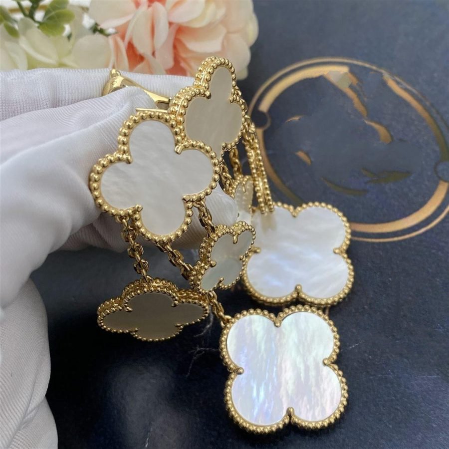 [⭐Clover Jewelry]CLOVER EARRINGS WHITE MOP 4 MOTIFS GOLD