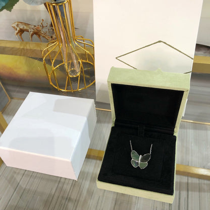 [⭐Clover Jewelry]LARGE BUTTERFLY SILVER PENDANT DIAMOND NECKLACE