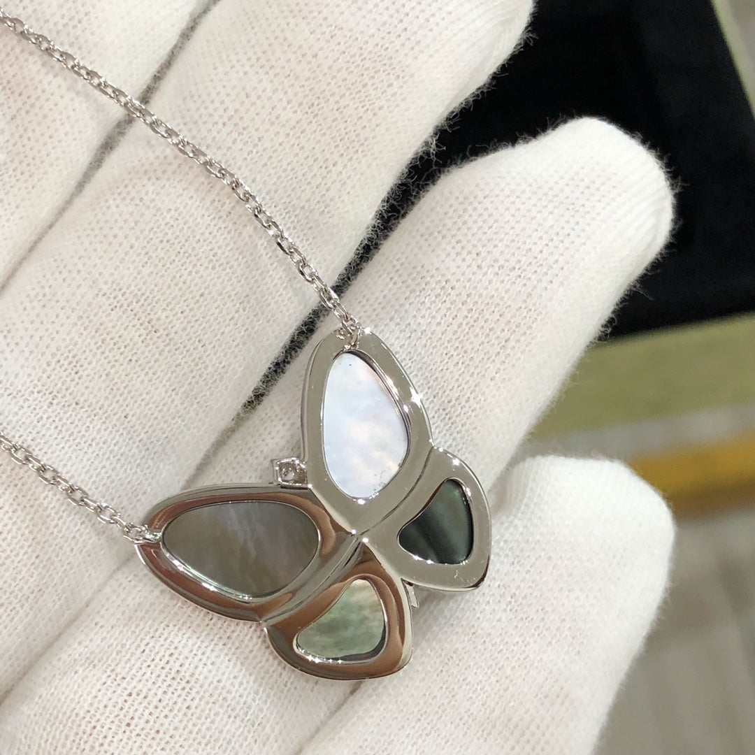 [⭐Clover Jewelry]LARGE BUTTERFLY SILVER PENDANT DIAMOND NECKLACE