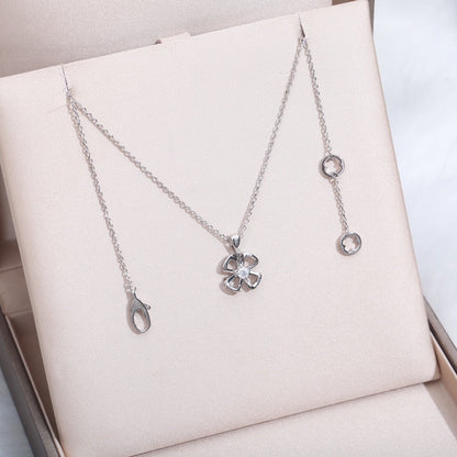 [⭐Clover Jewelry]FIOREVER NECKLACE DIAMOND CENTER