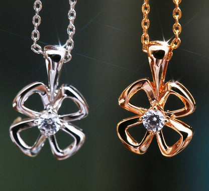 [⭐Clover Jewelry]FIOREVER NECKLACE DIAMOND CENTER