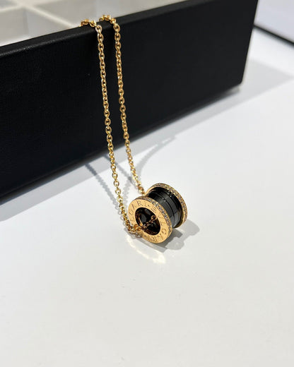 [⭐Clover Jewelry]ZERO 1 BLACK CERAMIC DIAMOND PINK GOLD NECKLACE