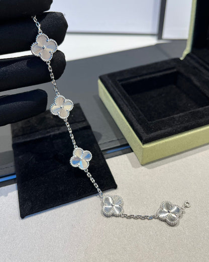 [⭐Clover Jewelry] CLOVER 5 MOTIF LASER BRACELET COLLECTION