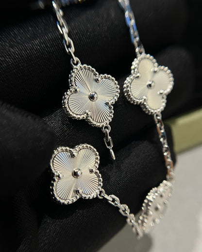 [⭐Clover Jewelry] CLOVER 5 MOTIF LASER BRACELET COLLECTION